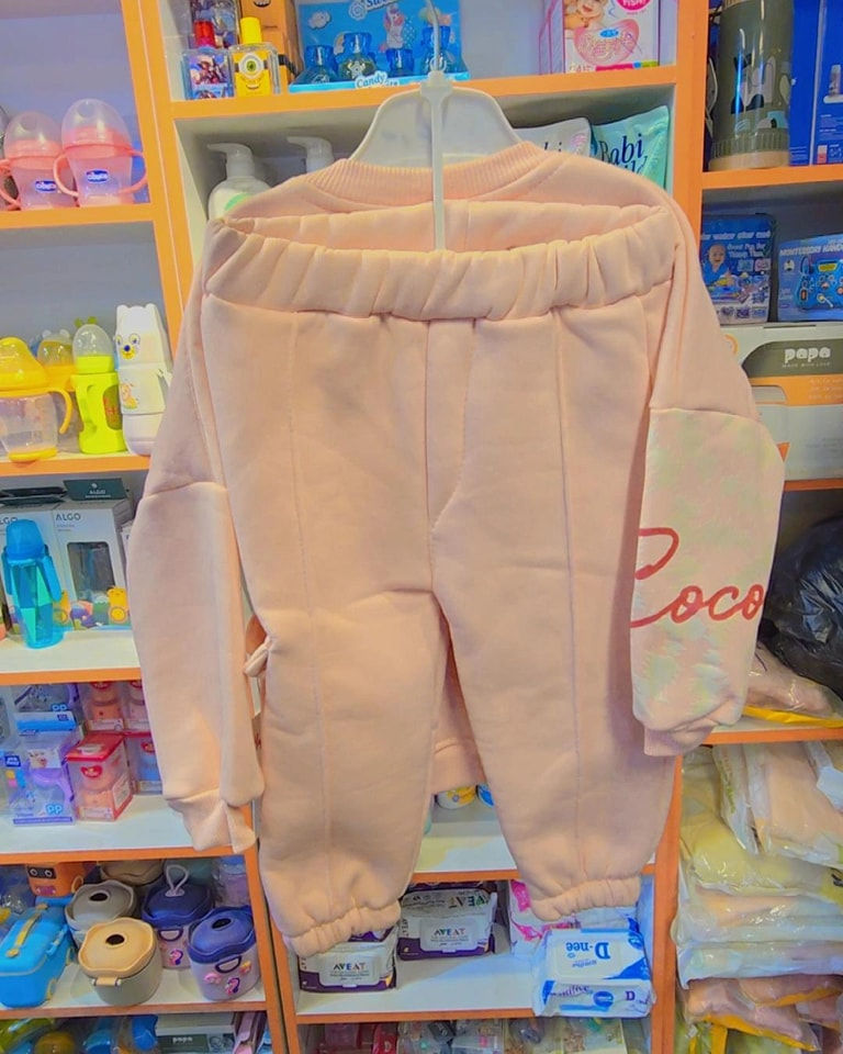 عالم الاطفال ❤️❤️
تركات  بناتي شتائي ❤️❤️
قياسات 6_24شهر 🫣🫣
السعر فقط 9000 الف دينار 👌👌
يوجد تجهيز حديث الولاده مع هديه قيمه👼
العنوان النجف حي ميسان شارع البوريات ❤️
يوجد توصيل جميع محافظات العراق ❤️❤️
رقم الحجز *********** 🚩
