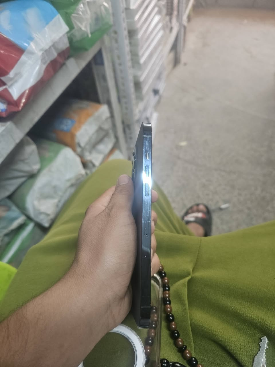 ايفون 12 برو ماكس
بطاريه 95 مبدله
دبل خط
بدون ملحقات
السعر400
العنوان گنطره السلام
***********
الجهاز نضيف وكلشي واضح بالصور
