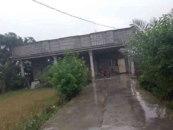 بيت للبيع المساحه ١٠٠٠ متر في شهربان منطقه البينكاني الصدراني مقابل حسينيه المنتضرالسعر ٥٠  وبي مجال
👈 رقم صاحب البيت ***********..
