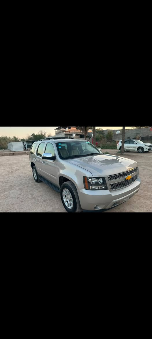 سيارة تاهو موديل 9 فول مواصفات LTZ  واحد عل واحد كفاله كامه حتى الدعاميات من الصبغ والضربة كير محرك كفاله رقم بغداد تحويل ثاني هزه وسنوية جديده كشنات جلد كشن خزن كشن تبريد وتدفئة تبريد ثلاث قطع تخم تاير جديد كامره خلفيه فور ويل سيارة جديدة العنوان البصرة القرنه السعر 230 وبيها مجال للشراي *********** البصرة, العراق
