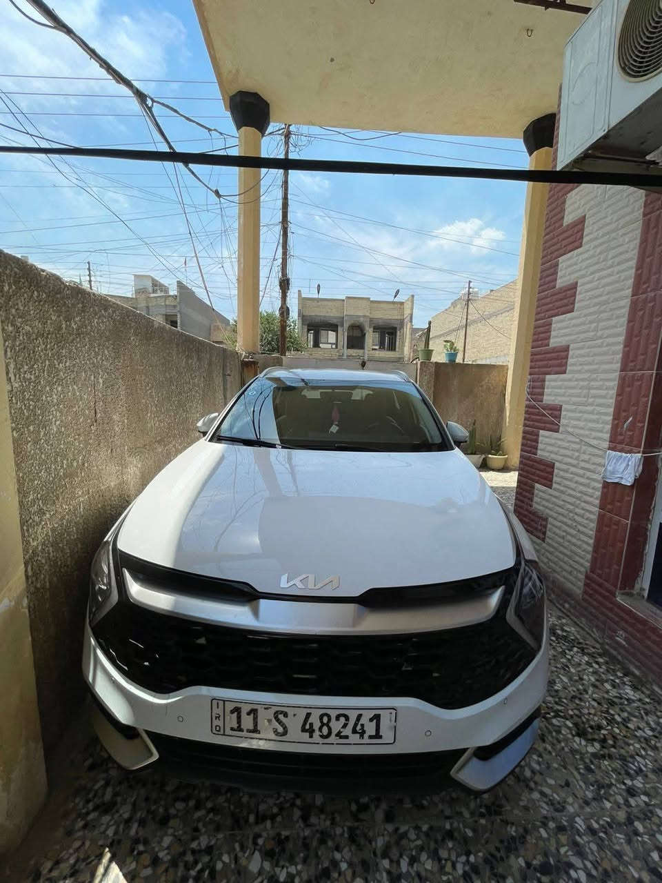 السلام عليكم كيا سبورتج 2023 مفكفوله كفاله عامه ماشيه 60الف السعر 200الرقم ***********عنوان بغداد جسر ديالي القديم

