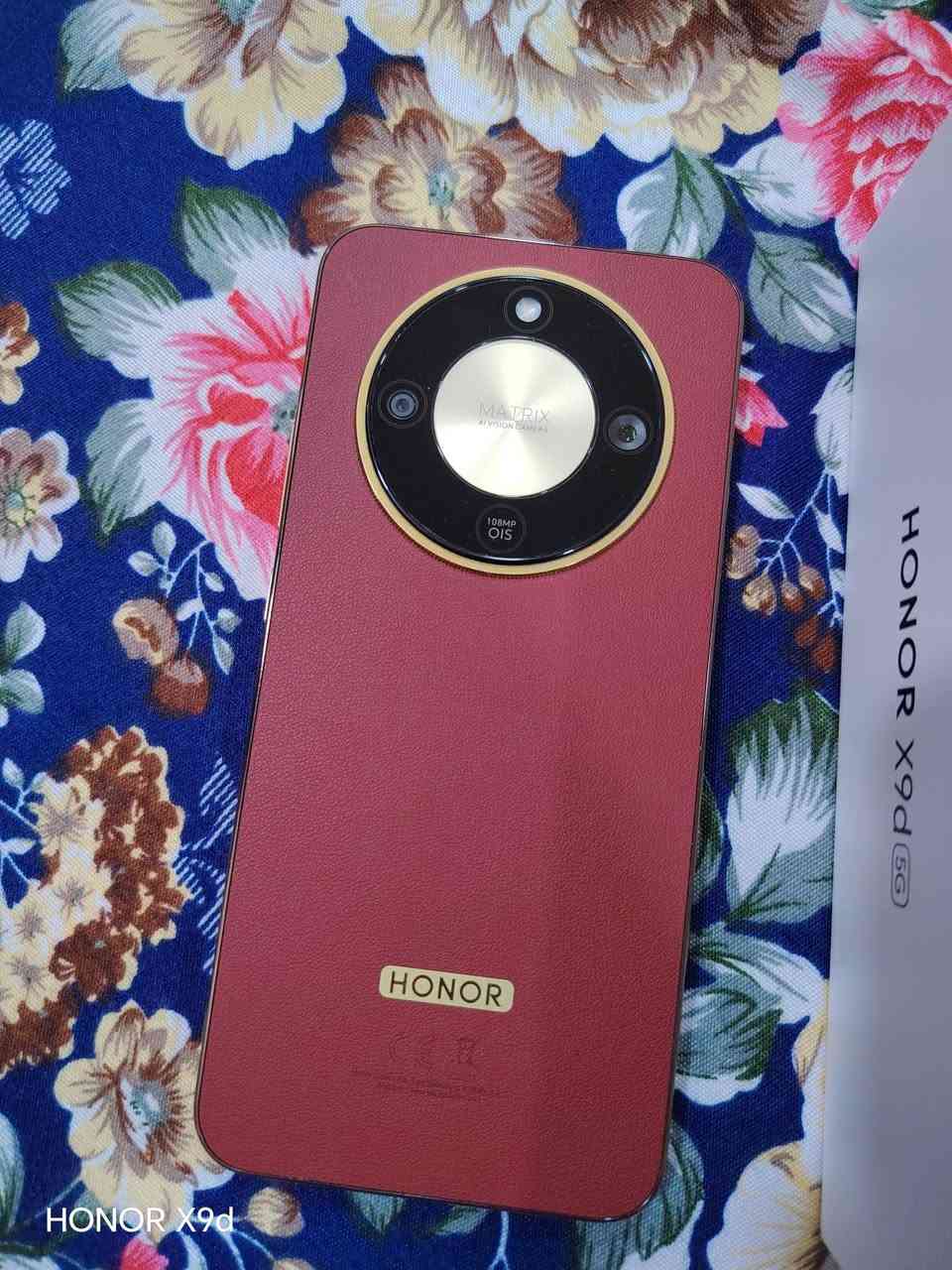 السلام عليكم البيع موبايل بعدة جديد 
HONOR 
X9d GB
الذاكرة 256
RAM 12GB
الشاحنة بعدة جديدة ما مفتوحه
البطارية 8300
مكاني بغداد الدورة 
***********
السعر 425
