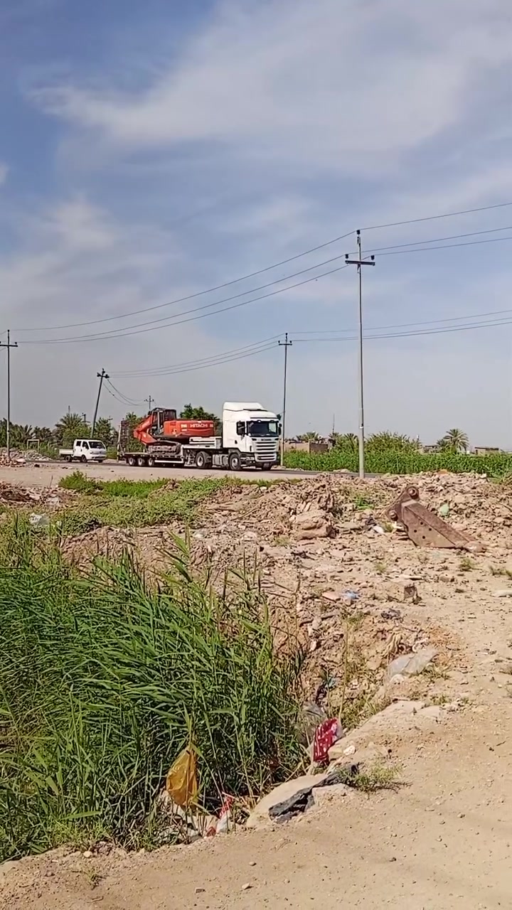 حفاره الايجار والعمل اي واحد محتاج حفاره تواصل عبر الاهاتف اي نوع العمل عتبره منجز بحسن صوره جمعه مباركة وثبات على ولايه كل عام وانتي بخير ابو سلطان حفاره هيتاشي 
***********///***********واني بل خدمه
