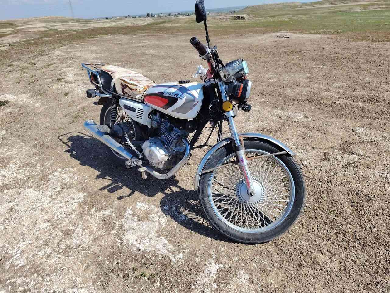 للبيع
دراجة  تايكر 2020وزن ثقيل دراجة حيل نضيفة مال جنية محرك نضيف صالنصة صراخ كلشي شغال بي 

السعر 450قفل مو شراي لا تبزعني 

***********
