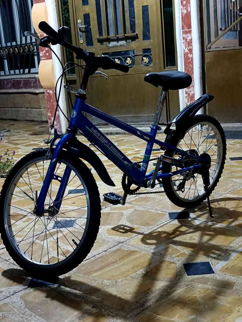 السلام عليكم 🖐
بايسكل ياباني للبيع 🇯🇵
مال باله🚴‍♂️
الحجم 20👌
البريك الخلفي بنز كما موضح بل صوره 👓
وبلون مميز الون الزرق لامع 💙
البايسكل كلش مرتب وحلو يرهم مال هداية 🎁
السعر 75وبي مجال بصيط 💵💰
مو شراي لا تعامل ❌ شراي تعال خاص ✅


**إذا كنت صاحب هذا الإعلان وتريد حذفه لأي سبب، رجاءا أرسل رسالة إلى الدعم الفني**