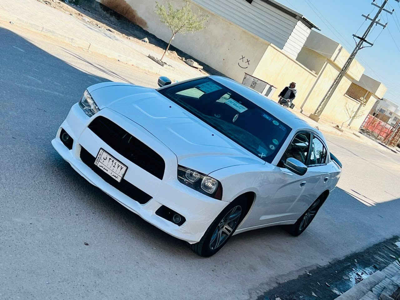 *********** او *********** سلام وعليكم البيع جارجر مديل 2014 أصل رقم بصره مشروع وطني تحويل مباشر مكينه 3600 وارد كندي شاصي الغد ايرباكات كفاله كلها سياره جاهزه من كلشي كفاله من ضربه وصبغ عدا قطعه وحده فقذ بيها صبغ هلال خلفي فقط باقيها جاهزه سياره حلا ه من صوره بهواي تجي وشوف ويل خليجي تخم تاير ابو ورده لايت زنون خرفتها شرط كارتون سياره ستعمال شخصي سياره مال بيت مكاني بصره قظاء آلمدينه سعر 147 بيها مجال بصيط والي يشوف سعر هواي يدعينه بل الرزق ورزق الجميع نشالله
