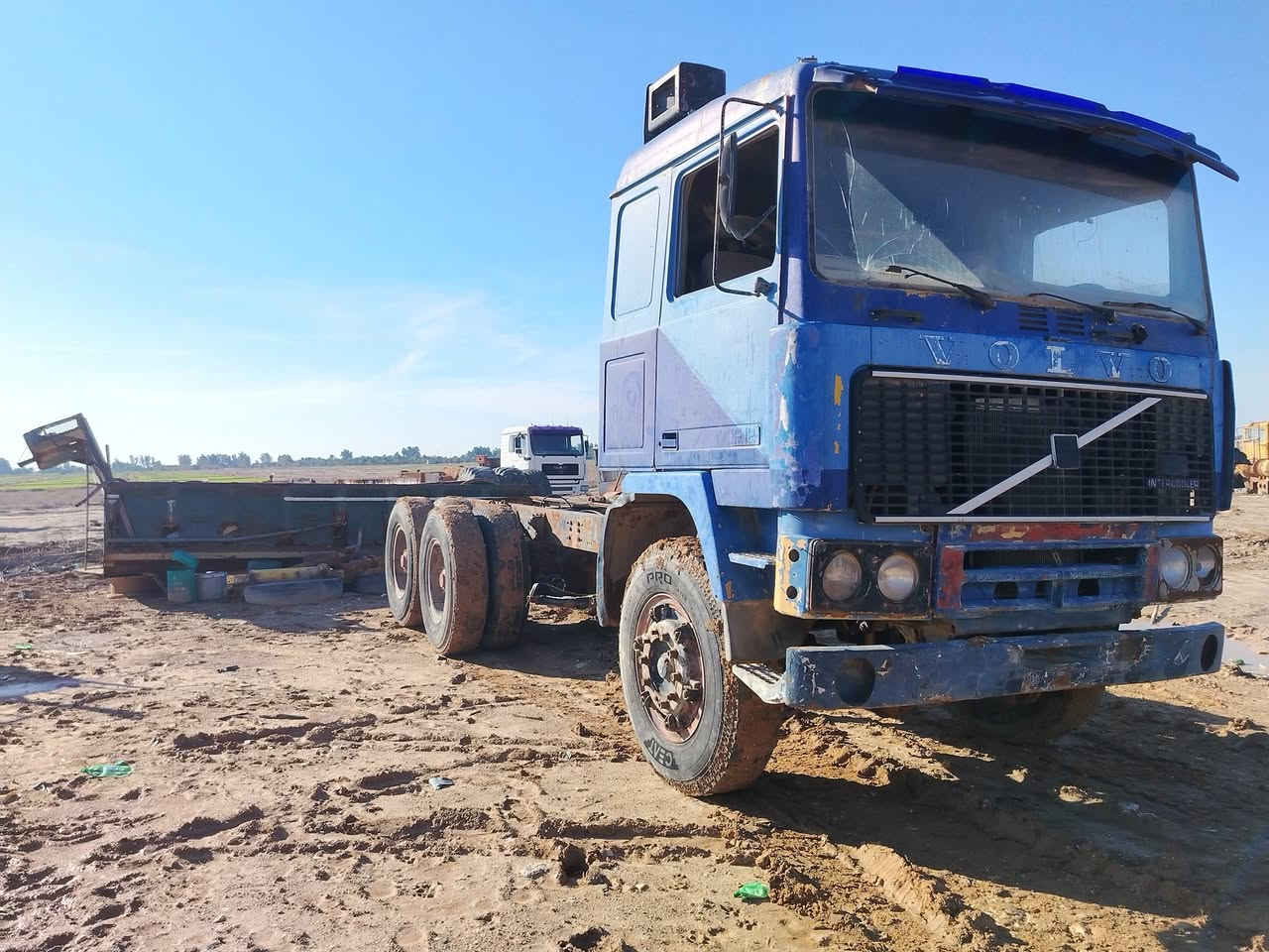 السلام عليكم سياره للبيع فالفو مديل ٩١ رقم ذيقار ألماني قلاب
شاصي مكفول الاستفسار اتصل على الهاتف***********
