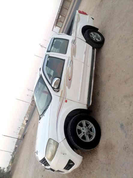 سلام عليكم سياره كريت ول للبيع موديل 2013 رقم نكليزي للاستفسار تواصل وياي ع رقم ***********
