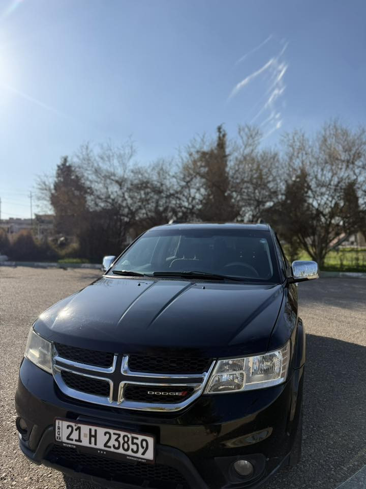 بيع مستعجل
سياره جورني 2017
محرك 6  /3600
رقم سليمانيه الجديد بسمي  السنويه لغايه 2030
مكان السياره كركوك 
كشنات جلد 
سبعه راكب
ابواب والصندوق والتشغيل كله بصمه
تشغيل عن بعد 
الابواب شعار 
تبريد مركزي
تحكم ستيرن
كأمره خلفيه
شاشه زغيره
كشن الساىق كهربائي 
گير محرك بشرط
————————
الضرر مالها بسيط فقط بابين مبدل و صور الحادث مرفقه بالمنشور 

سعرها 129 وبيها مجال 
مكانها كركوك ***********
