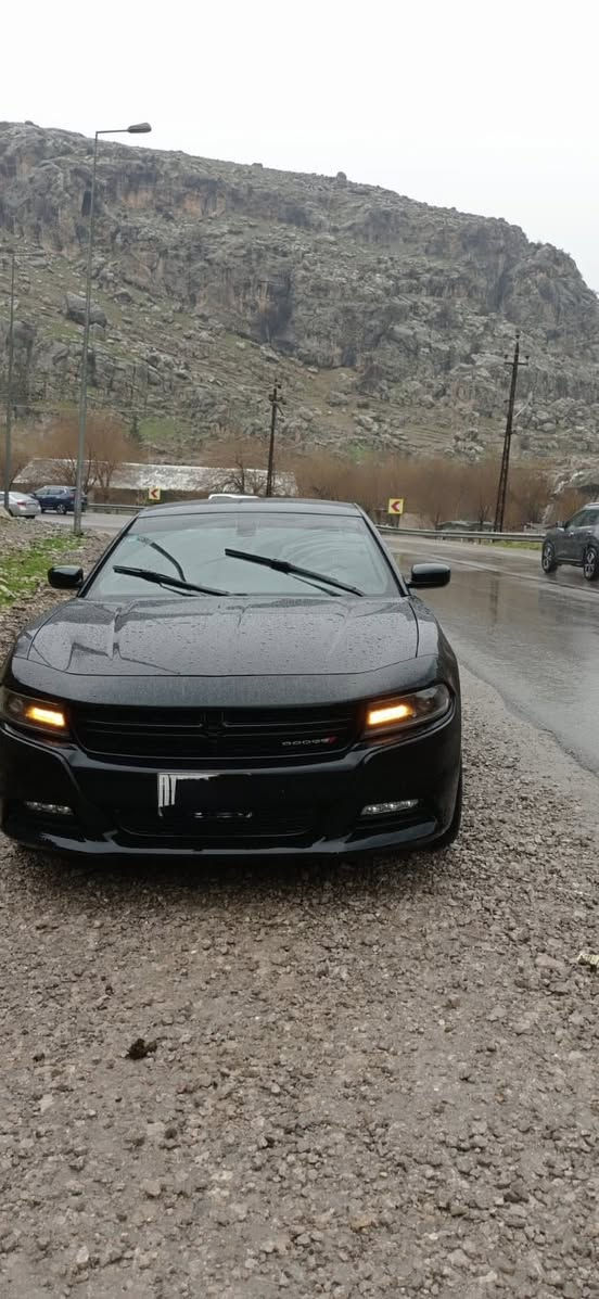 موديل 2021 sxt بلاك توب
حادث خلفي بدون ايرباك
رقم بغداد بإسمي
شاشه وسط
رادارات وحساسات جانبيه
ويل اسود 20 بلادي
تو ويل اصل
للاستفسار اكثر ***********
