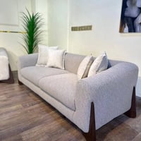 كنب أفندي • يتسع ١٠ نفر • ضمان ٥ سنين