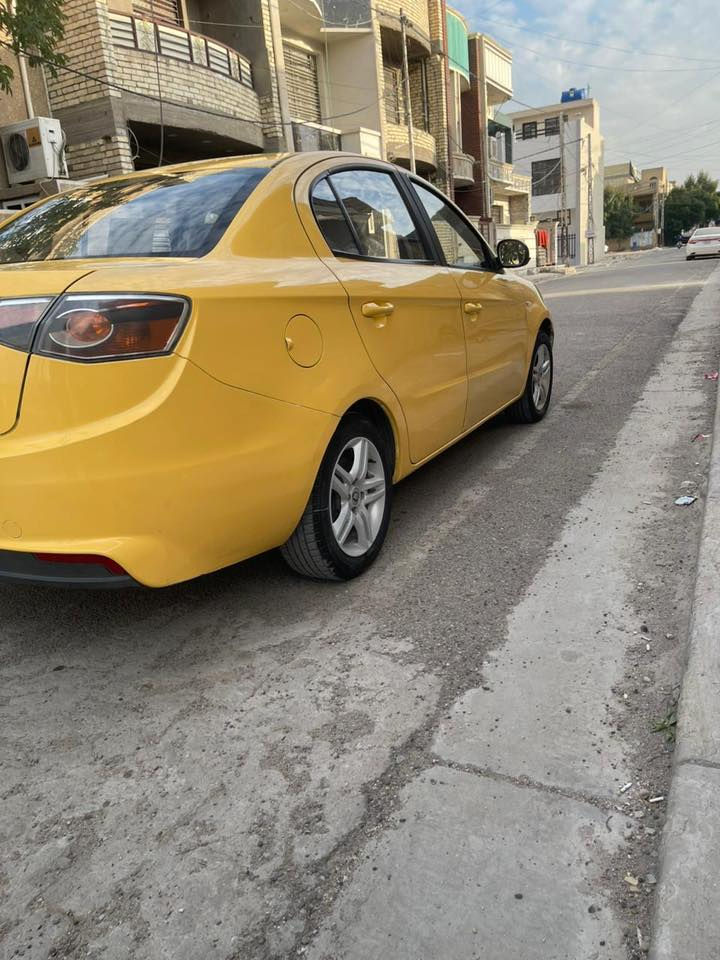 سلام عليكم 
فاو وللي 
موديل 2014 
سياره كفاله عامه كير مكينه جدد 
صدر خلفي امامي كله جديد 
تخم تاير جديد هيئه امصفره سنويه جديده 
سياره منضومت غاز شاديه الف دينار متصرف عليه 
تبريد تتفئه شغالات 
مكان السياره بغداد البياع نهايت شرطه لخامسه 
السعر 46 وبيه مجال لشراي 
اني مكلف بل نشر هاذه رقم صاحب السياره لشراي يتصل 
***********
