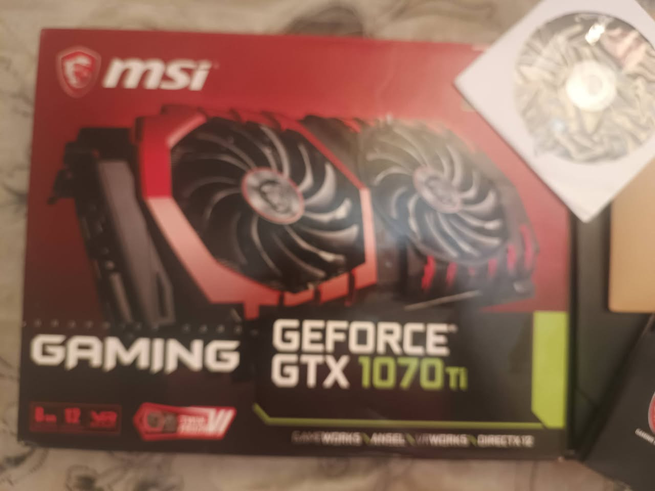 عندي هاذه الكرت مثل مموضح بلصورة 1070ti نسخة 
msi giming x RGB
اريد اراوسة بكارت اقوة و انطي فرق كون 8g او اكثر


**إذا كنت صاحب هذا الإعلان وتريد حذفه لأي سبب، رجاءا أرسل رسالة إلى الدعم الفني**