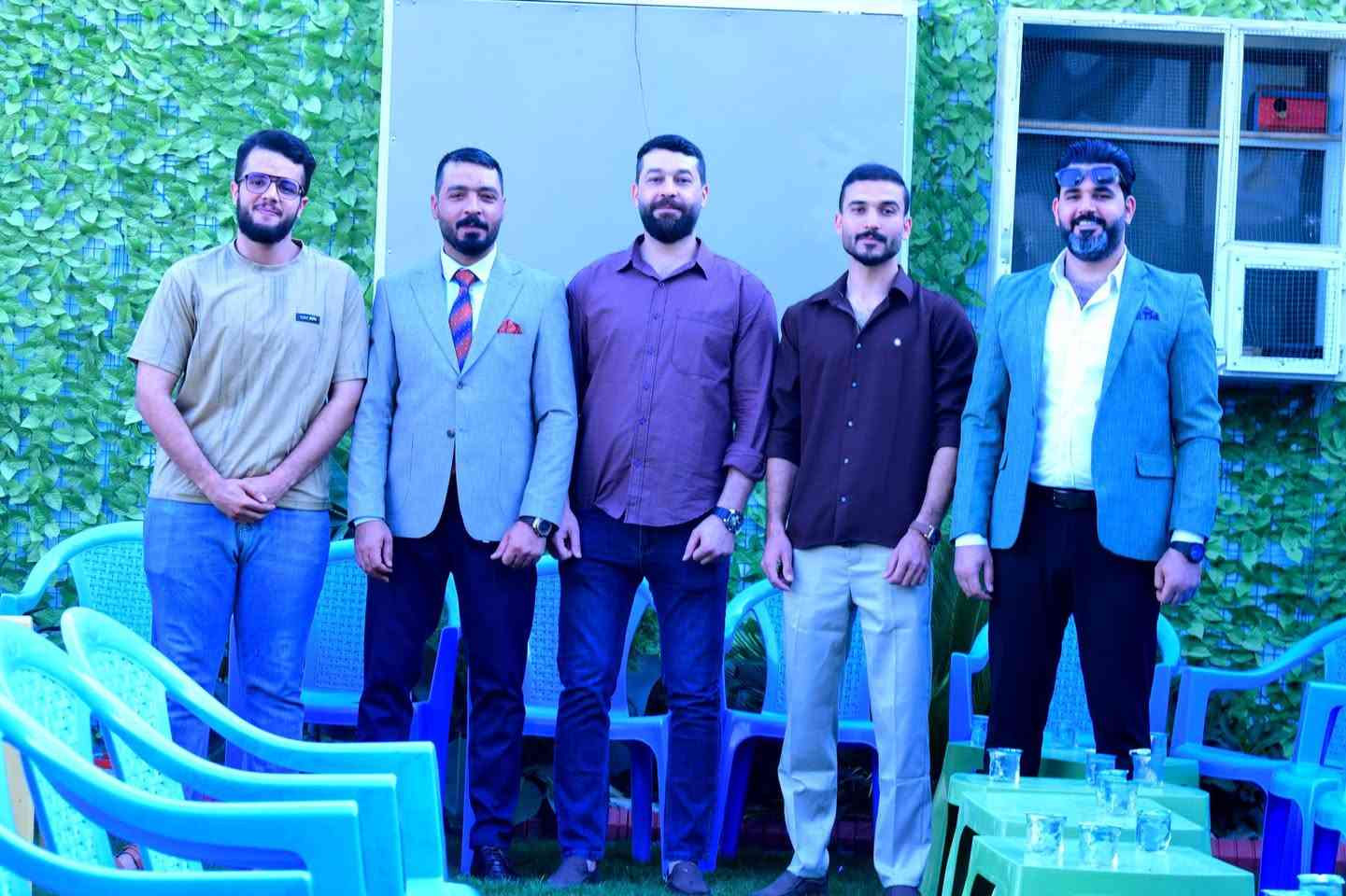 "تهنئة عقد قران "تهنئه عقد قران🤍💚  للحبيب والأخ محمد علي الشمري 🥰 

إنّ الرُوح إذا إلتقت بمَن يُشبهها ترمّمت وتعافت وإكتملت 

            
عُقِد قِرانُ قلبهُ على قلبها لِيهَبُهم اللّه حُباً  لا فُراق فِيه 

أسألُ الله أنْ يجعلهُ عقداً تنعقدُ بهِ سعادتكم 
إلى أن تبلغوُا الجنانَ سويا

دامت الافراح في دنياك ودامت السعادة في حياتِك وأدام الله بينكما الوُد عامر 
وباركَ الله لكما وباركَ عليكما وجمع بينكما في خير وسعادة 

اللهُمّ بَارِك لَهم وأَتِمّ فَرحتهم عَلى خَيْير يا رب العالمين.
كادر ستوديو القمة 
للتواصل مراسلة الصفحة او على الرقم ***********
