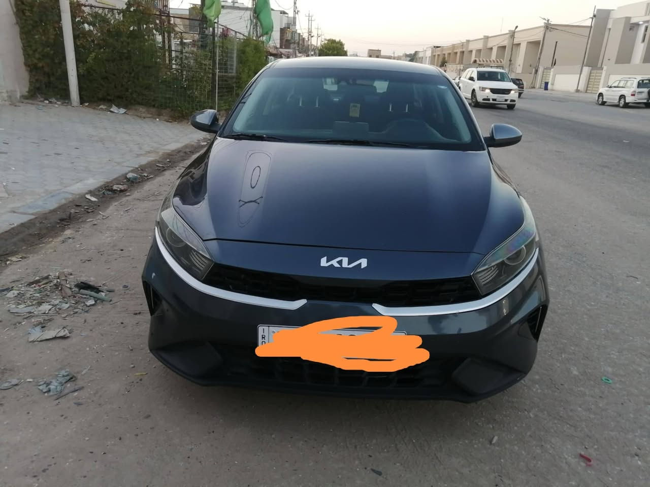 كيا فورتي موديل ٢٠٢٣ رقم أربيل ضرره بنيد وجاملغ  مواصفات نص فول السعر ١٣٥ وبيه مجال للاستفسار الاتصال على رقم ***********
