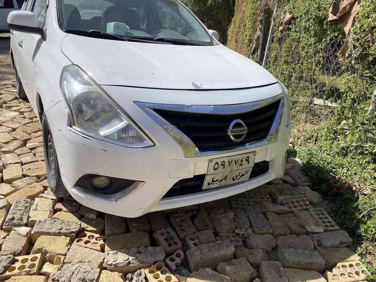 موديل 20 باسم شركه . (بهيار حميد صالح )
رقم اربيل سنويه ساقطه صار 4 اشهر 
بدون صبغ بدون تبديل 
فقط مكانين بارد موضحات بالمنشور
كفاله كير ومحرك وتبريد وتخم تاير 
دومشه جديده جاهزه من كلشي 
مكان بابل السعر 100 

***********
