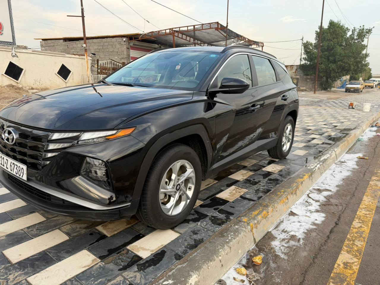 توسان هونداي وارد امريكي 

الون اسود موديل 2024 
ماشيه 39 الف 
مواصفات هاتريك 
رقم بغداد 

السعر 18500$ 
مكاني بغداد الرصافه 

*********** واتساب

