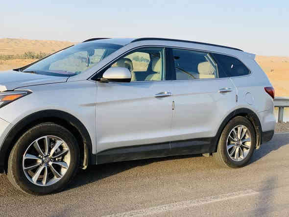 السلام عليكم سنتافي 2018 للبيع سته سلندر ضرر جاملغ معدل فقط رقم سليمانيه جديد باسمي 7 راكب مواصفات نص فول ماشيه 110 
سعر 180 

***********
