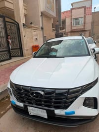 توسان خليجي 2024 رقم  بغداد ماشية 41000km سونار مرفق مع الصور بيها بار...