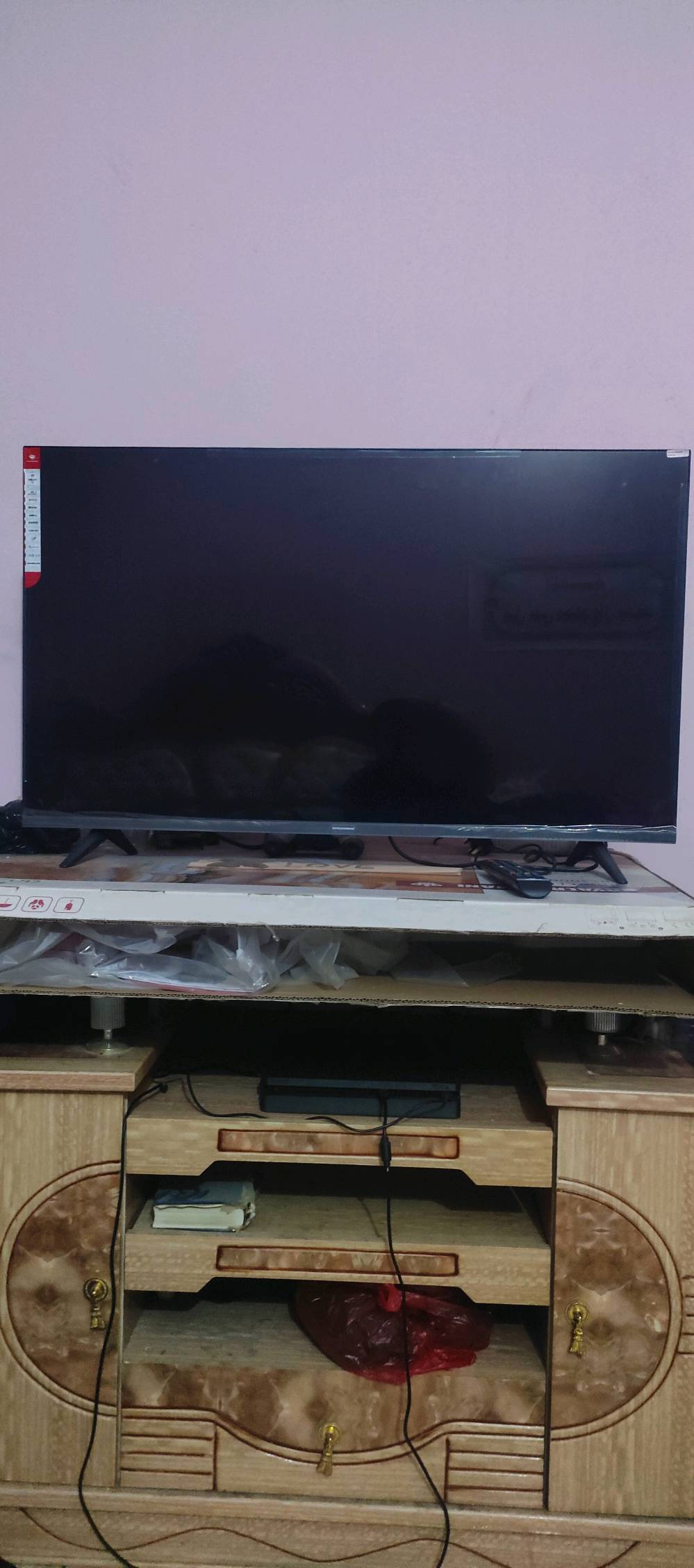 شاشة بلازما 43 بوصة  4k السعر 420 ألف وبيها مجال
العنوان البصرة 
التواصل واتساب 
***********