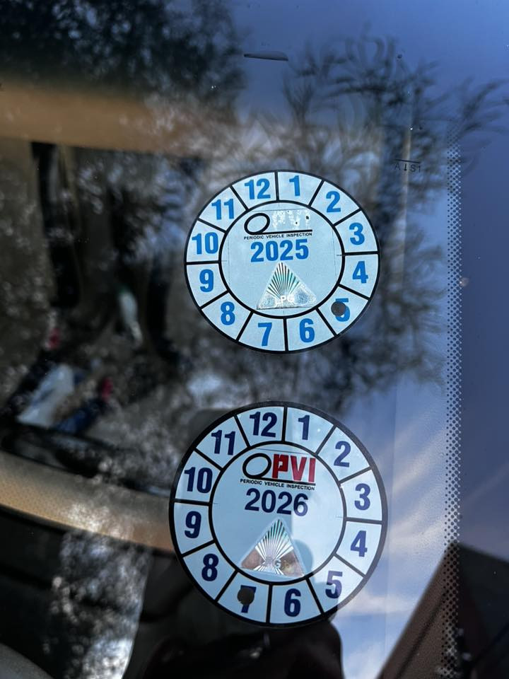 السلام عليكم كيا ريو 2011 سنوية جديدة 2030 رقم شمال باسمي تحويل ثاني يوم محرك 16 بلادي شاشة كامرة تحكمات استيرن منظومة غاز حكومية نينوى 60 لتر جاملغ مبدل اصلي وصبغ بالبوند ربع موضح مع السونار باقي تفاصيل  سيارة جاهزة نضيفة السعر المطلوب 107$ وبيها مجال  بسيط للاستفسار اكثر خاص واتساب مفتوح 

‭0771 543 5142‬
