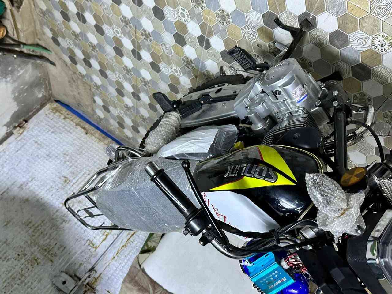 سلام عليكم داجه سيفان البيع دراجه حلوه وخير من الله مكفوله كفاله عامه  موديل ،2025 اتصل ***********
