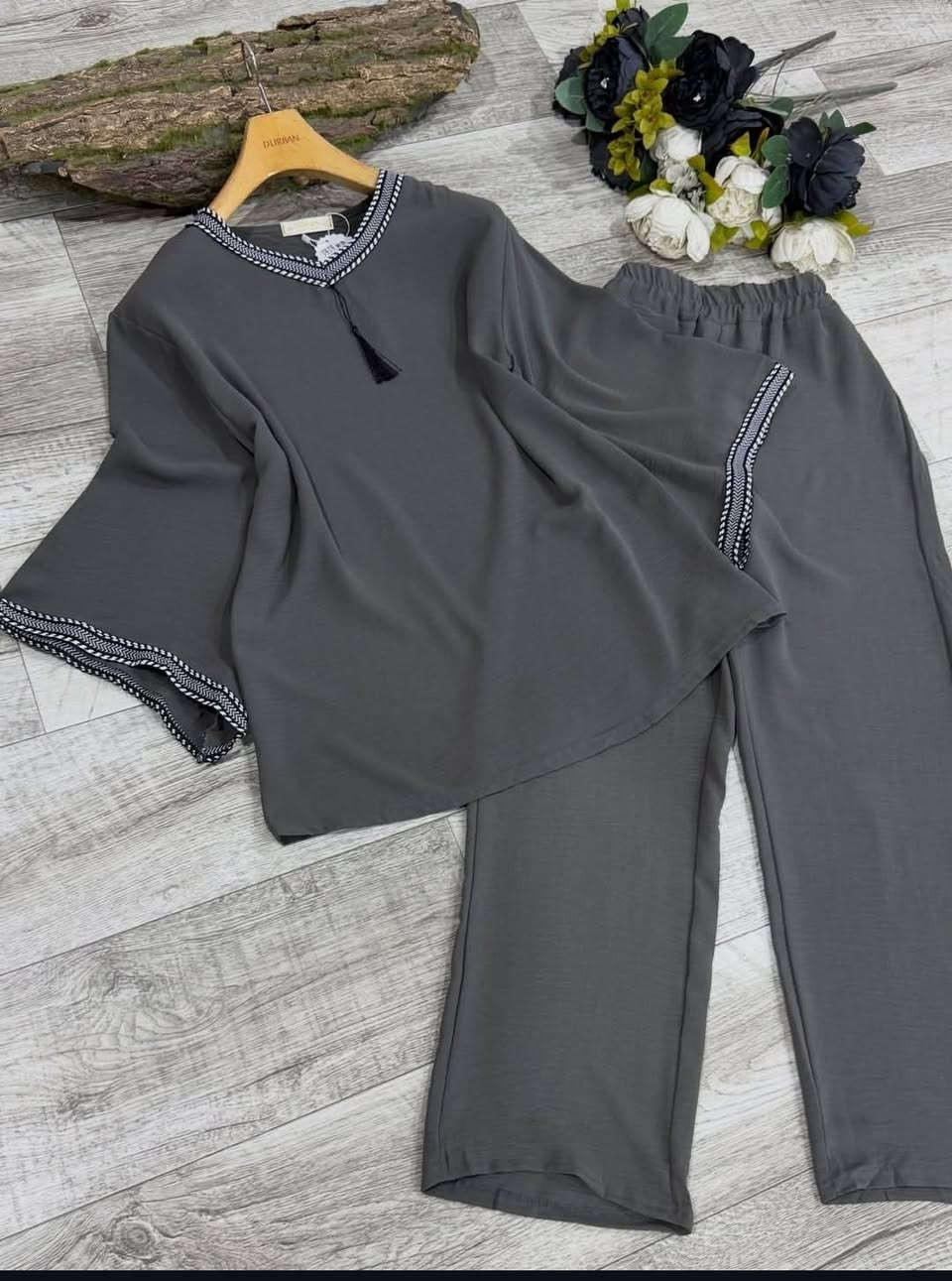 راحة تلبسينها… وأناقة تشوفينها
قماش خفيف، قصّة واسعة تليق بجمالك
😌👗 تراك الشرعي نسائي
الخامة ايروبين
قياس L_xl_2xl_3xl
#سعــــــــــــر10
يوجد توصيل داخل المسيب الفين دينار 
يوجد توصيل محافظات


**إذا كنت صاحب هذا الإعلان وتريد حذفه لأي سبب، رجاءا أرسل رسالة إلى الدعم الفني**