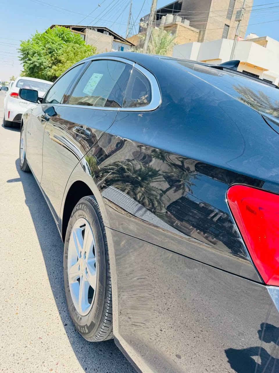السلام عليكم للبيع ماليبو 2024 حادث فقط بنيد المواصفات حساسات امامي خلفي توقت ذاتي شاشه كامره دوراه رادرات نقطه عمياء سياره شرط كفاله كير محرك أربيل بااسمي بغداد السيديه  السعر 135 تلفون 📞 ***********
