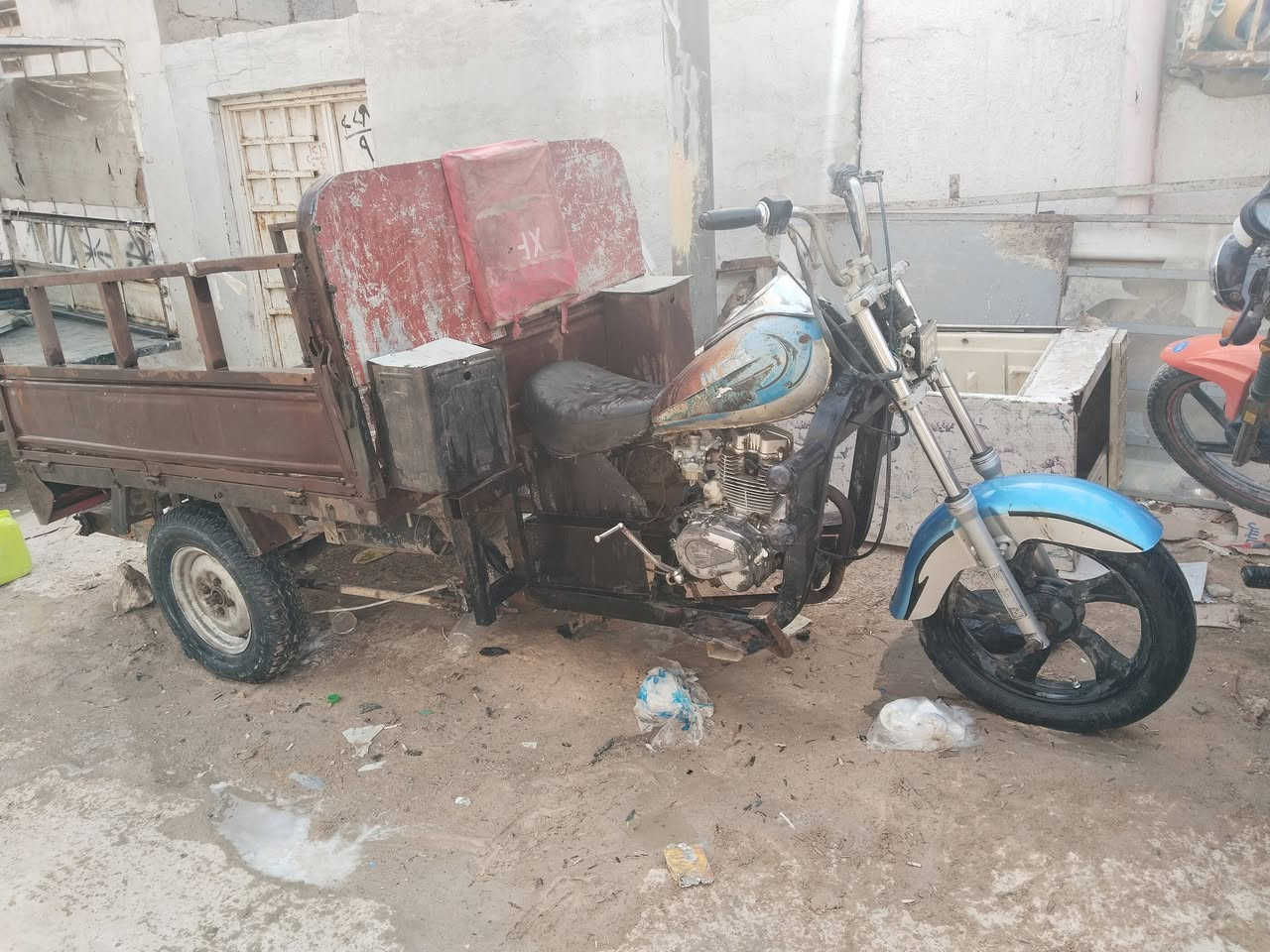 سلام عليكم ستوته للبيع امتيار رقم اسود موديل 7 لسعر 550 هاذا رقم راعياها ***********
