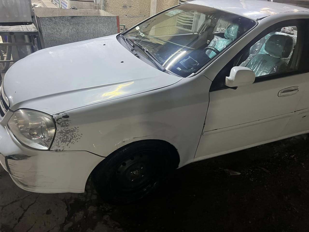 السلام عليكم اوبترا موديل ١٢ للبيع كير محرك مكفولات ونضيف كلش داخل مثل ما موضح بل صور كهربائيات شغاله كلهن 
رقم انبار مشروع وطني السعر 60 رقم ***********
