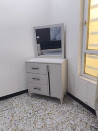 غرفة نوم للبيع نضيفه كلش  07702418167