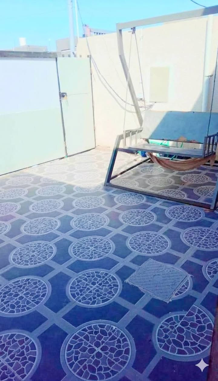 ⭕ تم تخفيض السعر. 
دار للبيع مطلوب 85 مليون للمصرف 
  208م . طابق
 غرفتين نوم صالة إستقبال مطبخ   صحيات داخلية وخارجية  طابوق مسلح كونكريت . سطح شتايكر  . ٦٠% بناء شركة. التشطيبات عمل شخصي 
بناء حديث  2022
العنوان. المثنى السماوة مجمع الدوح قرب الأسواق القديم
مطلوب 85 مليون للمصرف بقسط شهري 480 الف دينار
السعر يصلكم على بريدكم الخاص📨 من خلال تعليقاتكم 
 ٠٠٠٠٠٠٠٠٠٠٠٠٠٠٠٠٠٠٠
للأستفساراكثر  يرجى زيارة مكتب عقارات اليزن الكائن في منطقة ال باني مجاور اسواق الكفيل او الاتصال على 
*********** واتس  .  *********** 📞
👇
تابعونا لتصلكم كافة العروض 🤝
