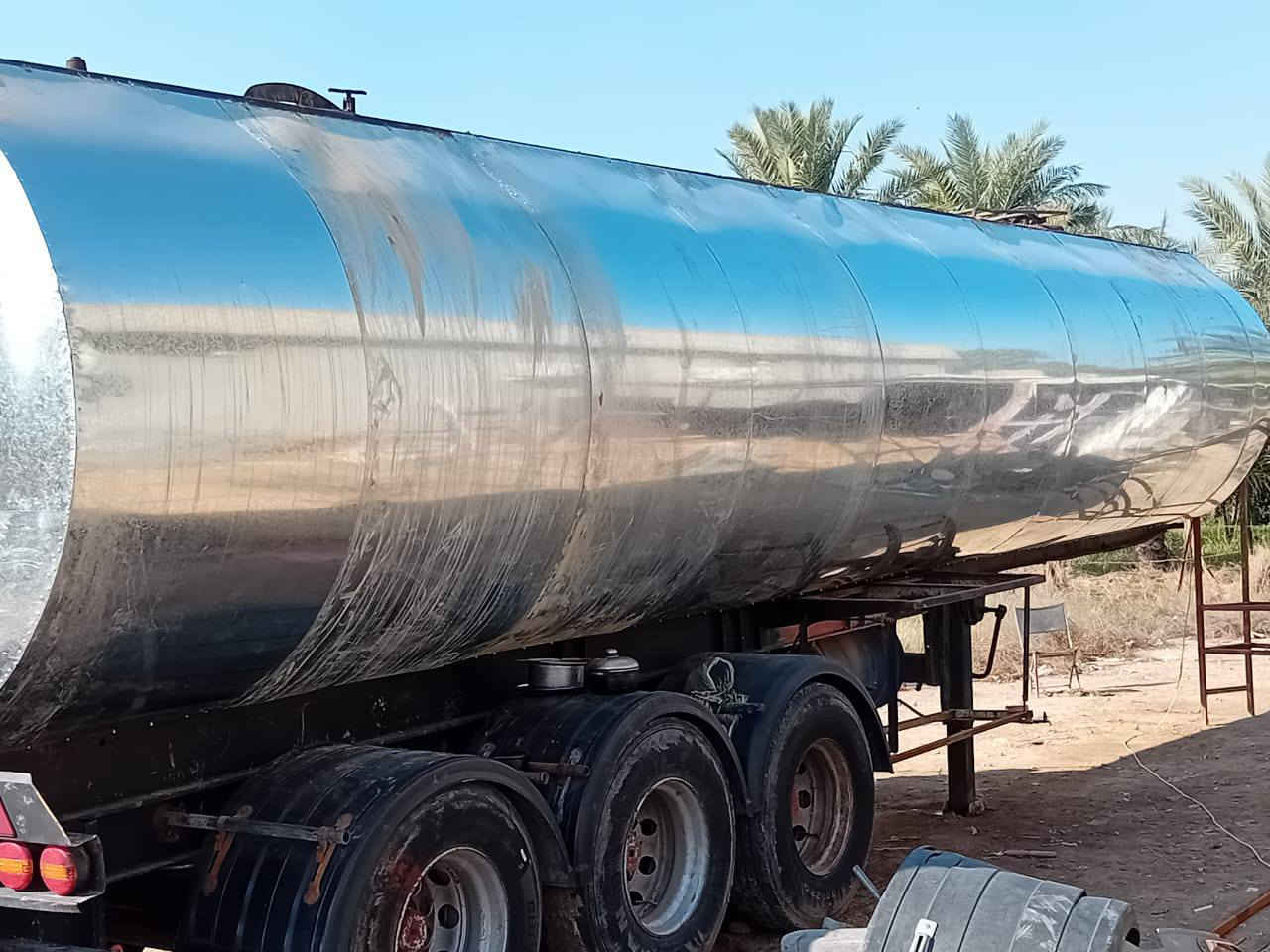 سلام عليكم ورحمة الله٠٠٠
سكانيا
سنكل مزوج اصل
 تخم تاير مكينه8
بم كهرباء
حجم ٤٦٠ خيط بخار
تبريد تدفئه
شغال
دبل شاصي
قمار+ شاصي+كير+اكسل كفااااله سياره كلها كفاله ماملعوب بيا
حموله٤٠طن
كاك ابو٦ ياباني تويو
تانكي مغلف جوبلس
طوناج لل٢٧
جي بي اس
سياره مال جني والحمدلله
السعر٣ونص
***********
***********
