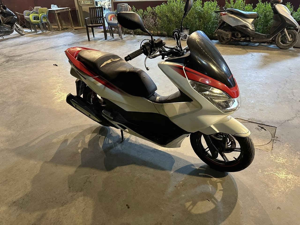 Pcx جيل الثاني ياباني مرقمه بغداد تحويل ثاني يوم كفاله عامه على وضع الشركه برغي ممفتوح  تدفءه يدات حساس زدحام ستان كهرباءي سعر ٣٠ ورقه قفل رقمي ***********
