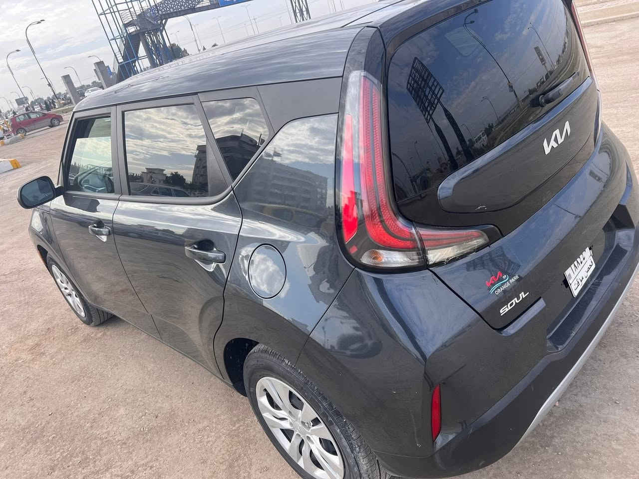 كيا صول 2025 LX  بدون رقم
محرك 2000 دوش
ماشيه 15000 ميل بدون ايرباك
المواصفات
تحديد مسار...سياقه ذاتيه  ... مانع انزلاق...
اطفاء ذاتي اثناء القياده...توقف ذاتي ....مود درايف نورمل وسبورت...
الحادث فقط شباك الدعاميه موضح بلصوره بس والسياره كلين ولاقطرة صبغ صور الحادث بلمنشور
مكان السياره حله لاستفسار 

***********
