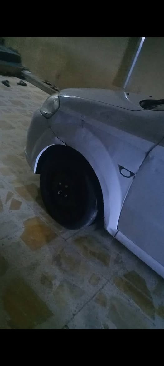 أڤيو للبيت موديل 2011 السياره نصيفه وحلوه ومال جناي محرك 1600 + سياره رقمه مميز + مطلوبه مال شركه وباقي عليه 3 ملاين وصاحبه جاي يوفي كل شهر السعر 60 وبيه مجال مكان فلوجه الانبار  رقم تلفون ***********
