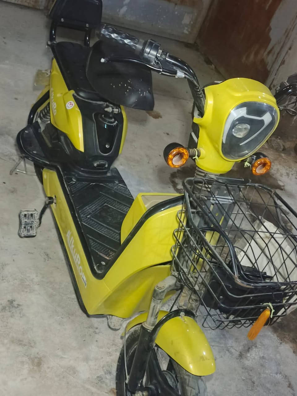 باسكل شحن البيع و باسكل البيع فول جديده ماركه تصل على رقم ***********

