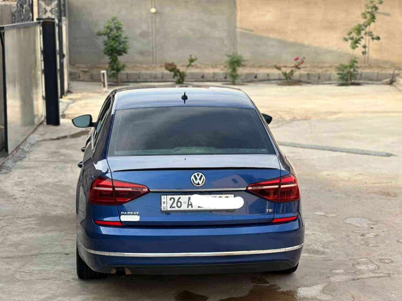 السلام عليكم 
للبيع 
باسات 2017
محرك 1800 توربو 
عداد المسافه K201
صور الضرر موجوده مع الصور
مكان السياره صلاح الدين / العلم
السعر 145 وبيها مجال
الاتصال على الرقم
***********
***********
