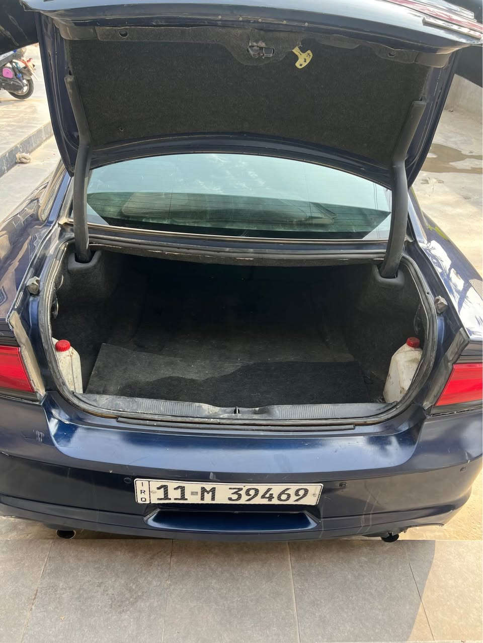 ‏تشارجر للبيع 
موديل 2013 اللون نيلي 
رقم بغداد إنجليزي باسمي مداور مباشر 
تبديل جاملغ وبنيد فقط هاي 
مكينة 3600
سيارة جاهزة حداديه جديده تخم  تاير جديد 
 مكان النجف مناذره 
للاتصال *********** المناذرة, النجف
