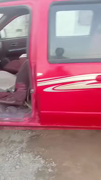 كريتويل • ٢٠١٣ • للبيع