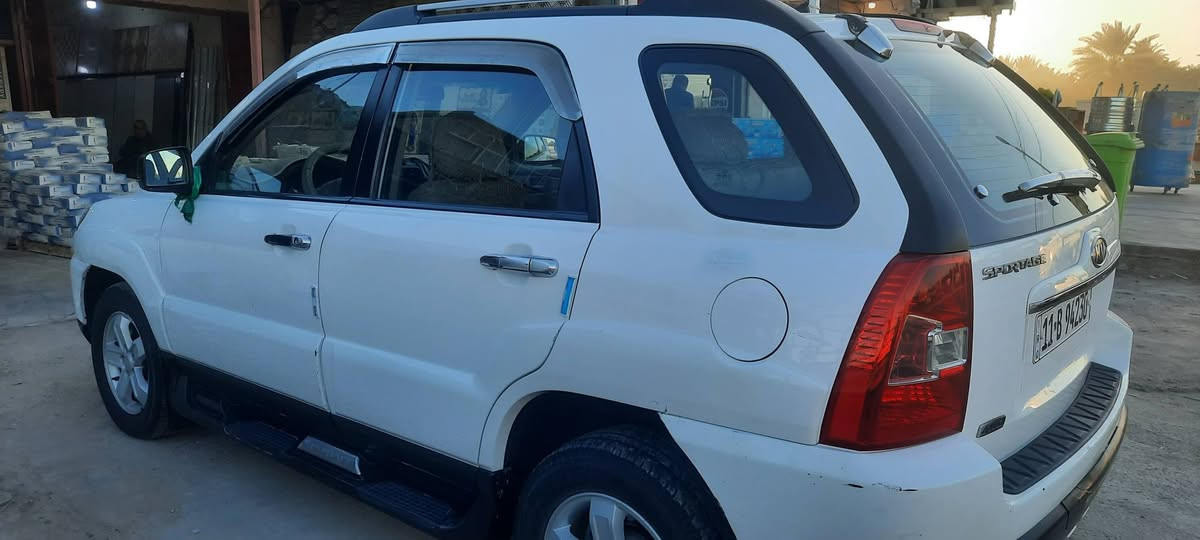 سبورتج موديل 2009 وارد خليجي مكفوله 4سلندر
السعر 125 وبيها مجال التفاصيل الاتصال *********** المكان بابل سدة الهندية
