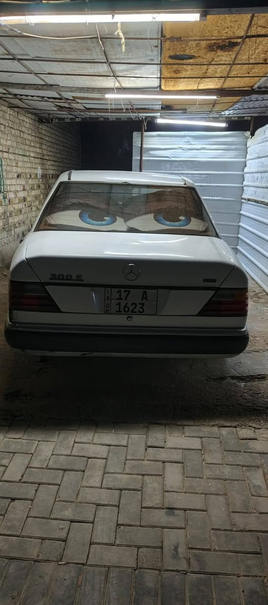 سياره مرسيدس للبيع محرك بلاد أربع اسلندر السياره فقط معمره موديل86 السعر 50وبيها  مجال مكاني ديوانيه الي يريد يدخل خاص او الاتصال على هاذا الرقم ***********
