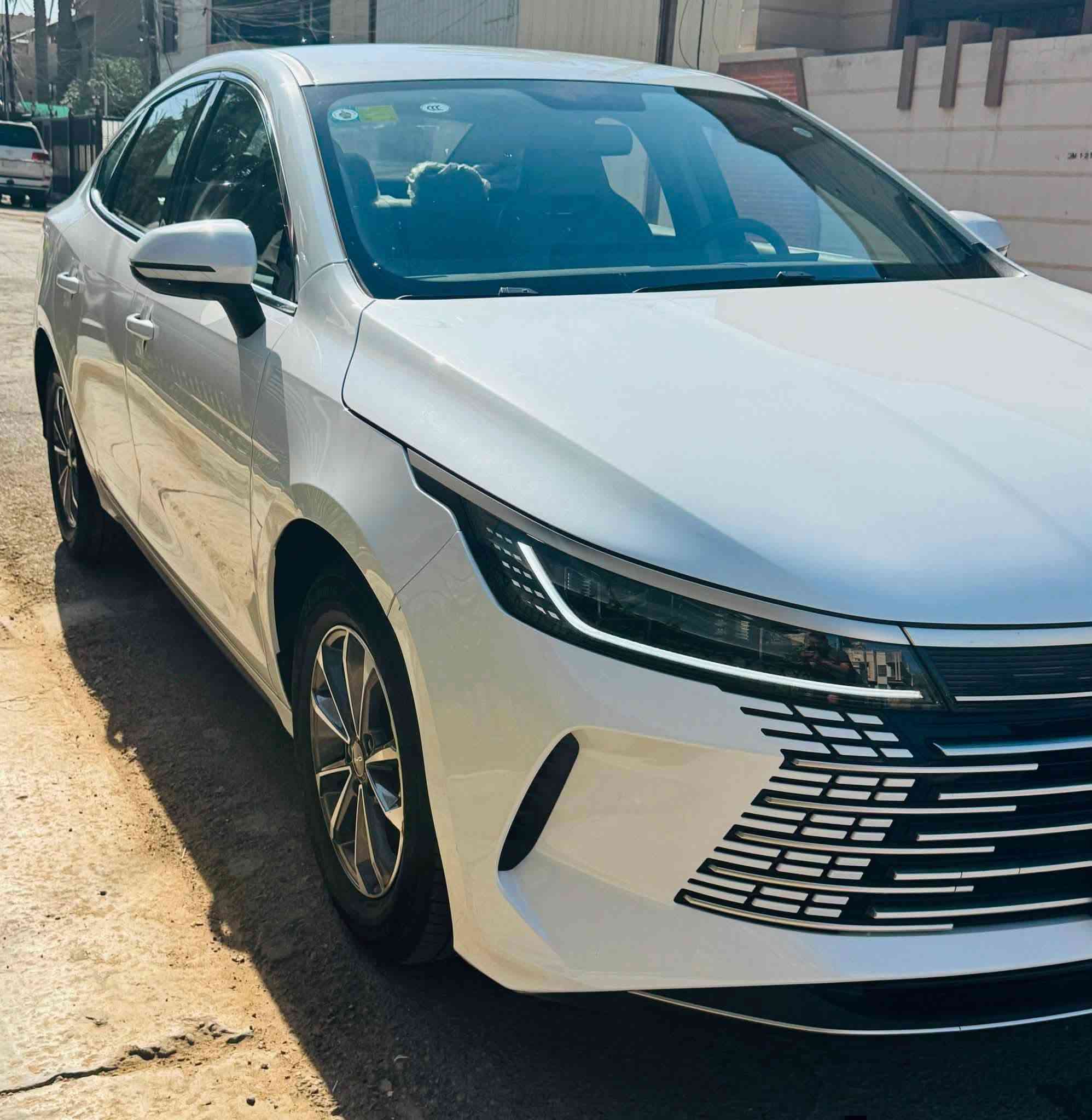 السلام عليكم byd،،دستروير موديل 25السيارة زيرو كفالة عامة على أيدي
رقم بغداد وابسمي السعر 19600 والسيارة كدامك بالصورة


**إذا كنت صاحب هذا الإعلان وتريد حذفه لأي سبب، رجاءا أرسل رسالة إلى الدعم الفني**