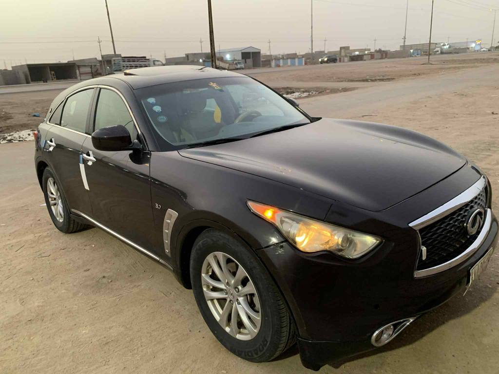 السلام عليكم
السعر ١٠٠ ورقه فقط...
ياباني وعالية وموديل ١٧ وحجم QX70

انفنتي موديل ٢٠١٧ QX70
رقم مثنى مشروع وطني
تحويل وين ماتحب
السيارة بيها صوت المحرك بس شغاله وصافيه
وتروح بيها وتجي وين ماتريد
حادثها صفحه السايق بجم لغود شواصي مكفولات
ابيع حزام السيارة

مستعجل على البيع لان لكيت سيارة واريد أخذها...
السعر ١٠٠ ورقه فقط يعني شدة والي يعرف قيمة السيارة راح يعرف سعرها...

السيارة متواجدة ب بغداد جانب الكرخ منطقه العامريه..
*********** بغداد, العراق

