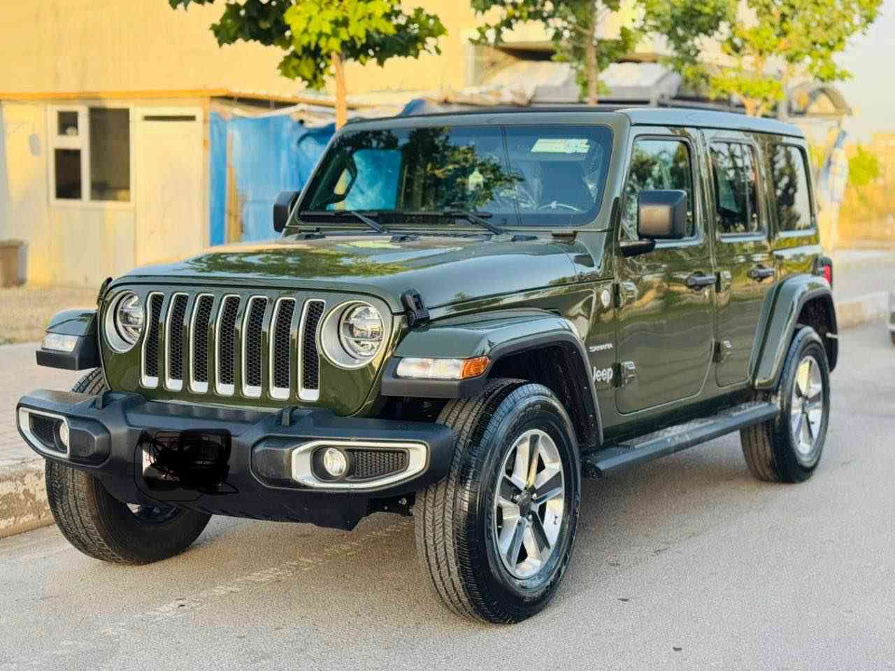 السلام عليكم
 رانكلر صحارى موديل ٢٠٢٣ 
فول مواصفات سقف بنوراما ماشيه ٢٧ الف
بدون ايرباك حادث بارد الجاملغ الخلفي
ومصبوغ فقط
رقم اربيل بأسمي دخول جديد رقم جديد سنويه وهزه جديده. السياره ع وضع الشركه كولش نضيفه
السعر 317$
*********** حلة, بابل
