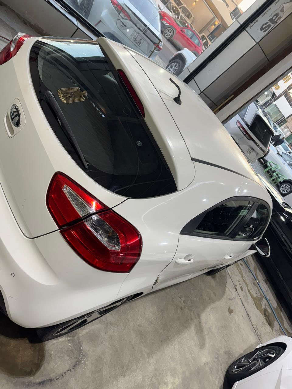 سلام عليكم سياره كيا ريو هاش باك موديل٢٠١٤ مكينه ١٤٠٠ وراد خليجي

0783 401 1918
بي واتساب
