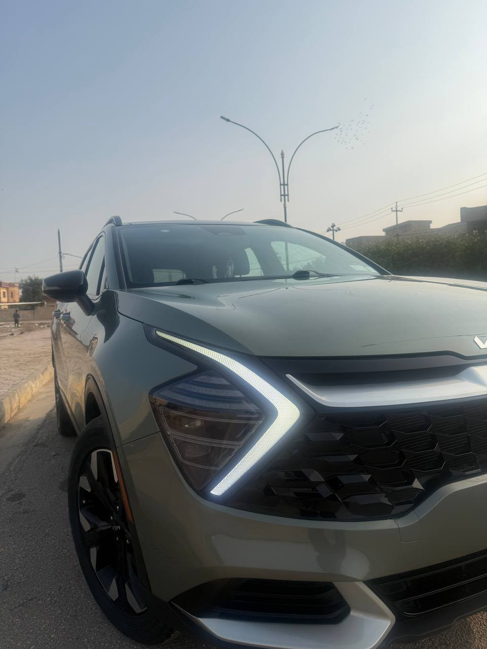 سبورتاج 2024 الون المميزة اخضر
الموديل : 2024. ). 

المحرك : 2500 

المواصفات :

* دخول وتشغيل بصمة.

* تشغيل عن بعد.

* تحذير النقطة العمياء.

* أنظمة قيادة متعددة.

* المصابيح الأمامية زينون.

* كشافات الضباب زينون.

* لوحة عدادات المركبة LCD.

* المقاعد الأمامية كهربائية.

* مقاعد جلد اسود 

* حساسات خلفية وأمامية.

* حساس مطر.

* هاند بريك بصمة.

* نظام Apple CarPlay.

* مكيف خلفي..

* صندوق كهربائي.

* بنوراما كاملة 

الشاشة الأمامية و تحكم التبريد لمس

* تفاصيل خارجية سوداء لامعة.

رادار امامي 

سيارة نضيفة اخت الزيرو 

الشاصي سليم 

رقم فحص ثاني يوم تحويل باسمك 

وبالعافية للي ياخذها 

دخول جديد للعراق 

السعر. ٢٢٥ ورقة
الاتصال حصرا على هذا الرقم ***********
واتساب اتصال مفتوح
