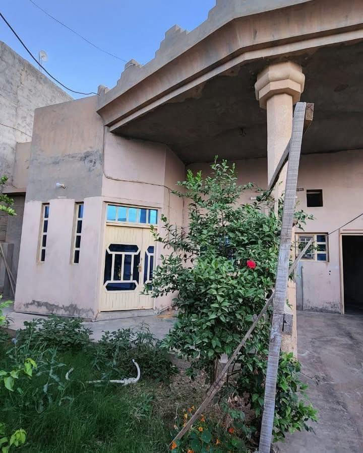 جديدنا
#بيت_للبيع_في_القلعة يمكن ان يباع على #المبادرة
بيت 225 م طابق واحد بناء 2013
يتكون من غرفتين نوم و صالة و أستقبال ومطبخ وصحيات داخلية و خارجيه عدد 2 وكراج
العقار ملك صرف و مخدوم من جميع النواحي ...والسعر مناسب للأستفسار مراسلة الصفحة .. او الاتصال ع الرقم 
*********** .
