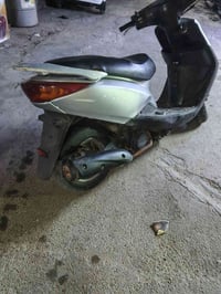 07707649368 السعر 500 وبيها مجال