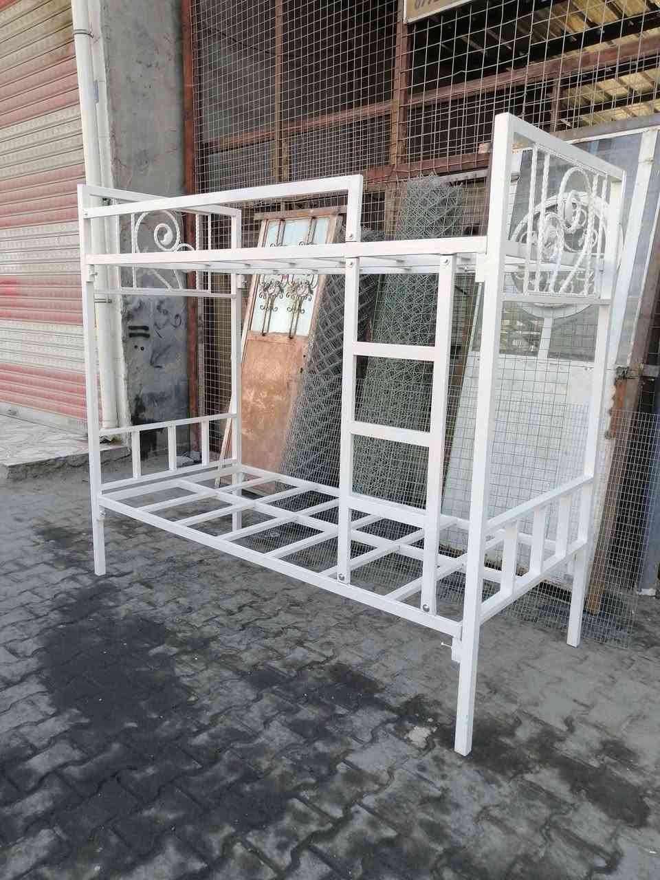 يتوفر لدينا سريد نفر  وسرير طابقين تفصال ثقيل عنوان ابي خصيب منطقه السبيليات مقابيل قاعه السبيليات للمناسبات علوه سيد علي للستفسار مراسله ع الخاص *********** البصرة, العراق
